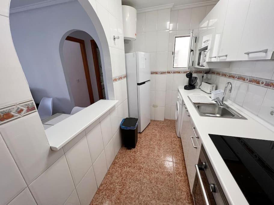 Nice And Central Apartment Torrevieja Exterior foto