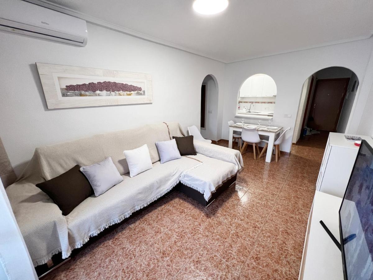 Nice And Central Apartment Torrevieja Exterior foto