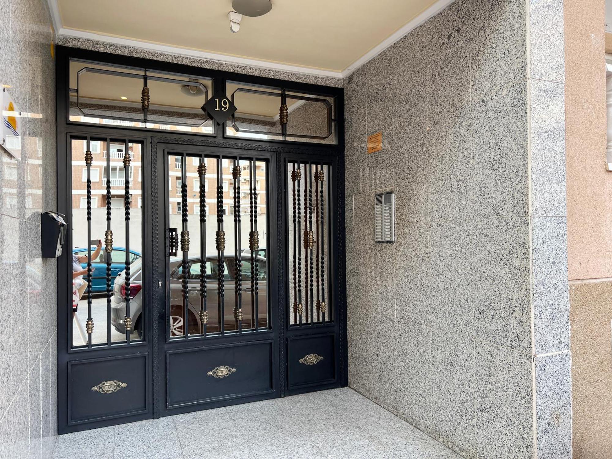 Nice And Central Apartment Torrevieja Exterior foto