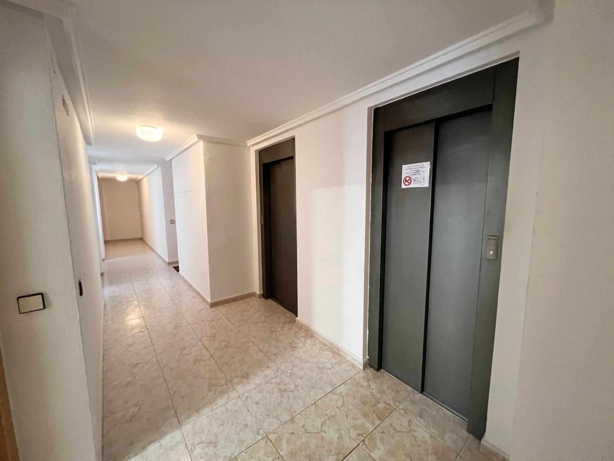 Nice And Central Apartment Torrevieja Exterior foto