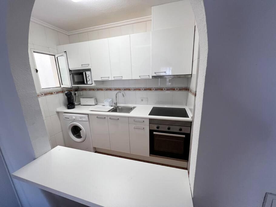 Nice And Central Apartment Torrevieja Exterior foto