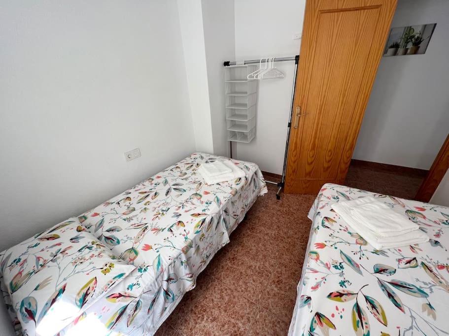 Nice And Central Apartment Torrevieja Exterior foto