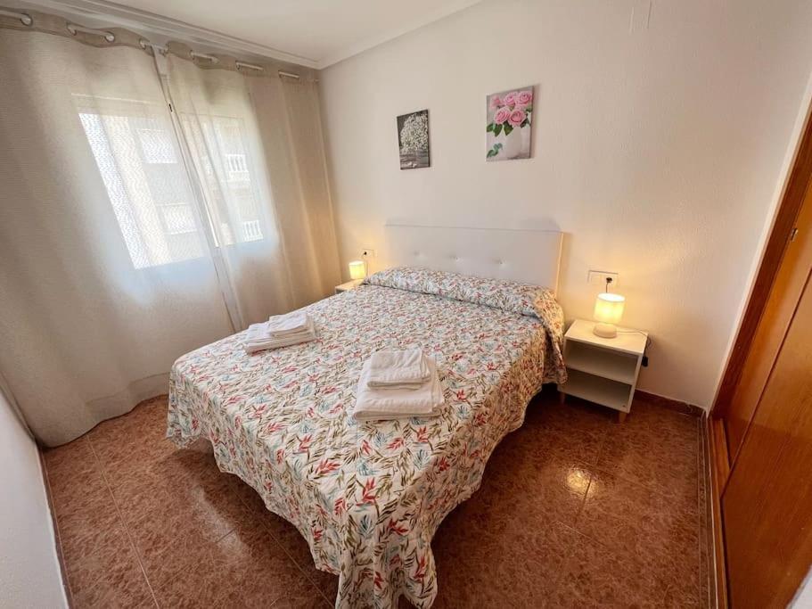 Nice And Central Apartment Torrevieja Exterior foto